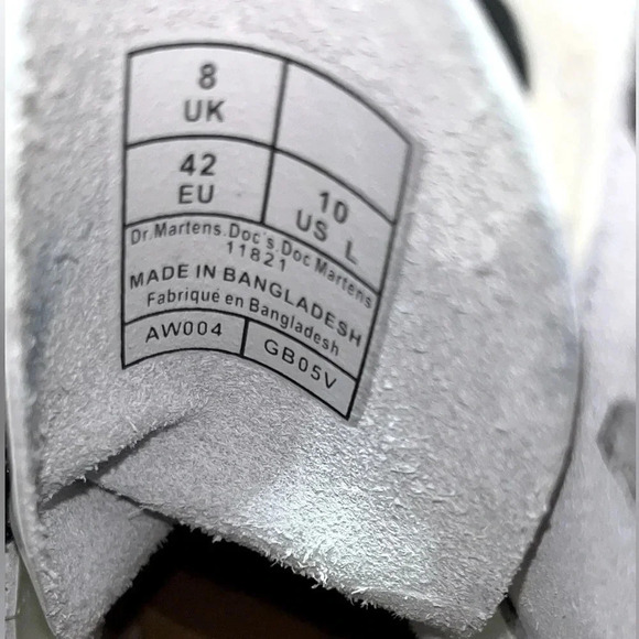 Dr. Martens | White Leather Lace Up Boots - Picture 12 of 12
